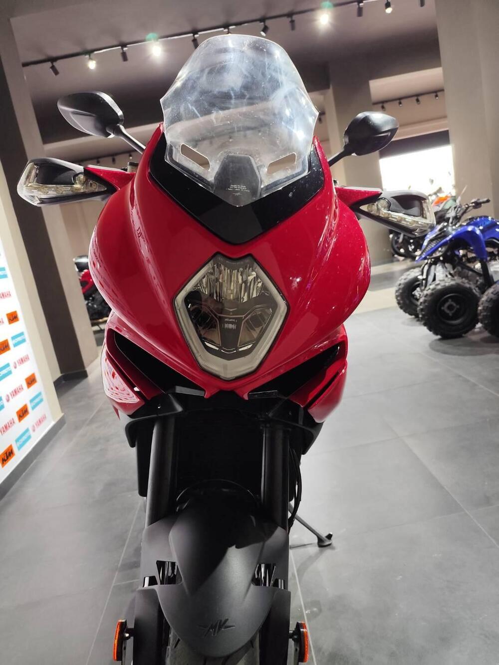 MV Agusta Turismo Veloce 800 Rosso (2021 - 23) (6)