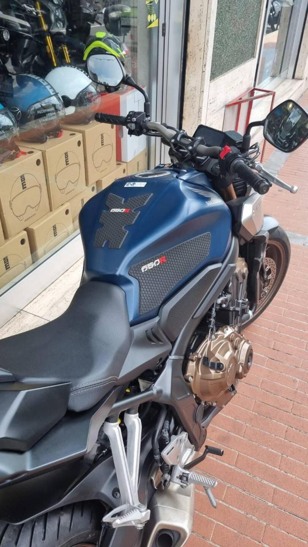 Honda CB 650 R (2021 - 23) (4)