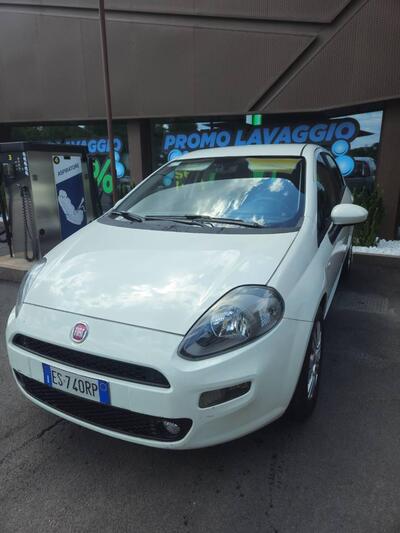 Fiat Punto 1.3 MJT II S&amp;S 95 CV 5 porte Lounge del 2012 usata a Verona