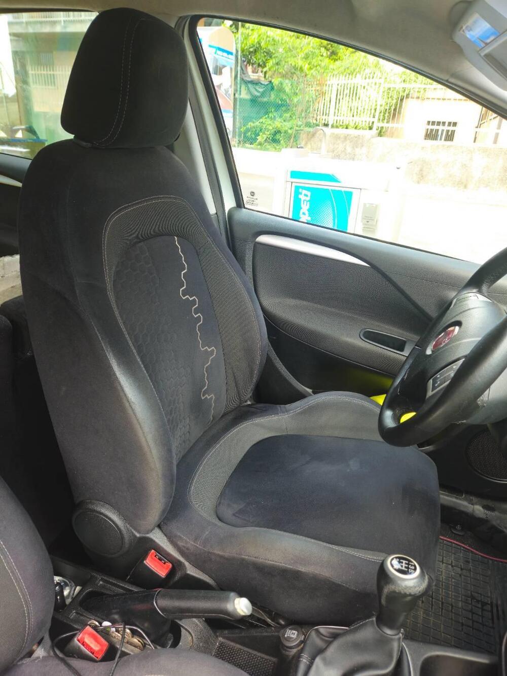 Fiat Punto usata a Verona (9)