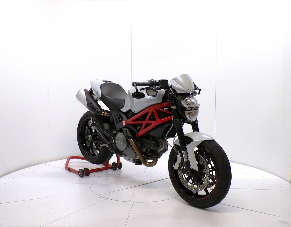 Ducati Monster 796 (2010 - 13) (2)