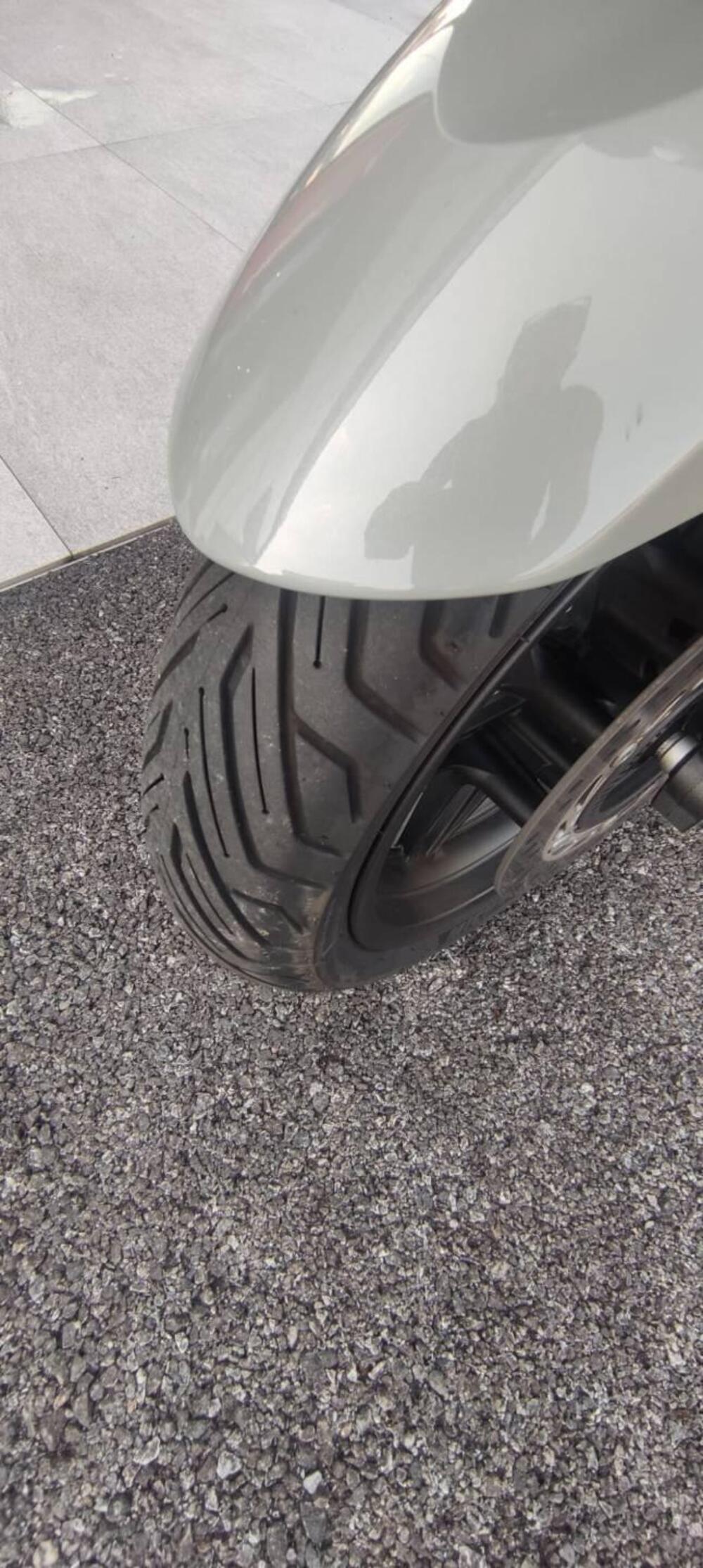 Honda Forza 350 Deluxe (2022 - 24) (4)