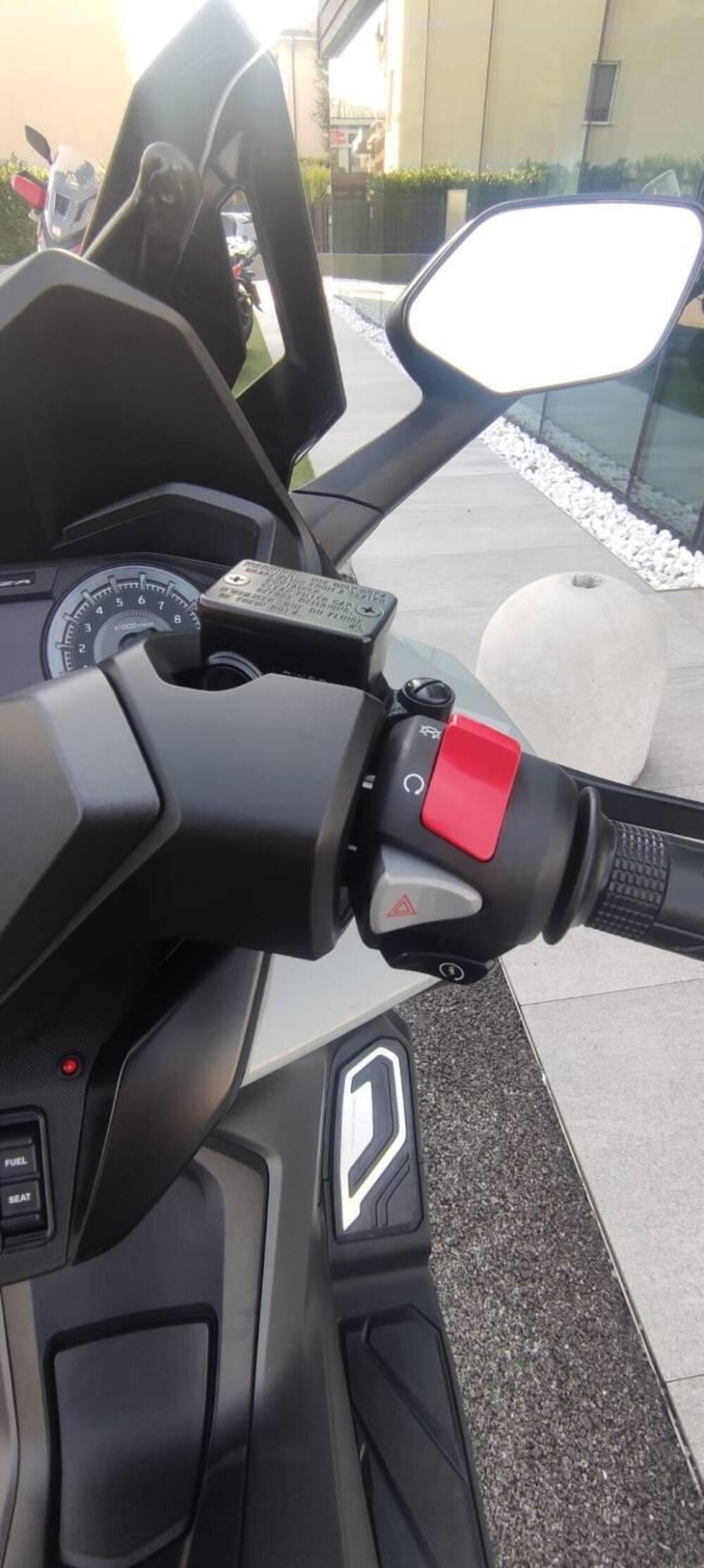 Honda Forza 350 Deluxe (2022 - 24) (7)