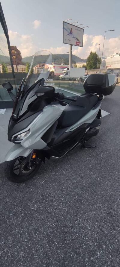 Honda Forza 350 Deluxe (2022 - 24) usata