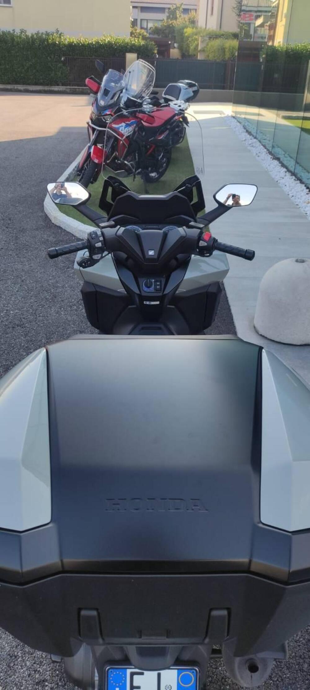 Honda Forza 350 Deluxe (2022 - 24) (10)