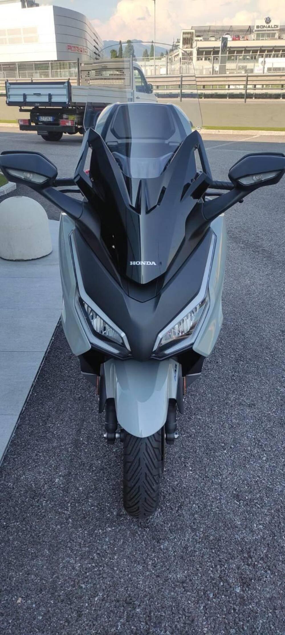 Honda Forza 350 Deluxe (2022 - 24) (14)