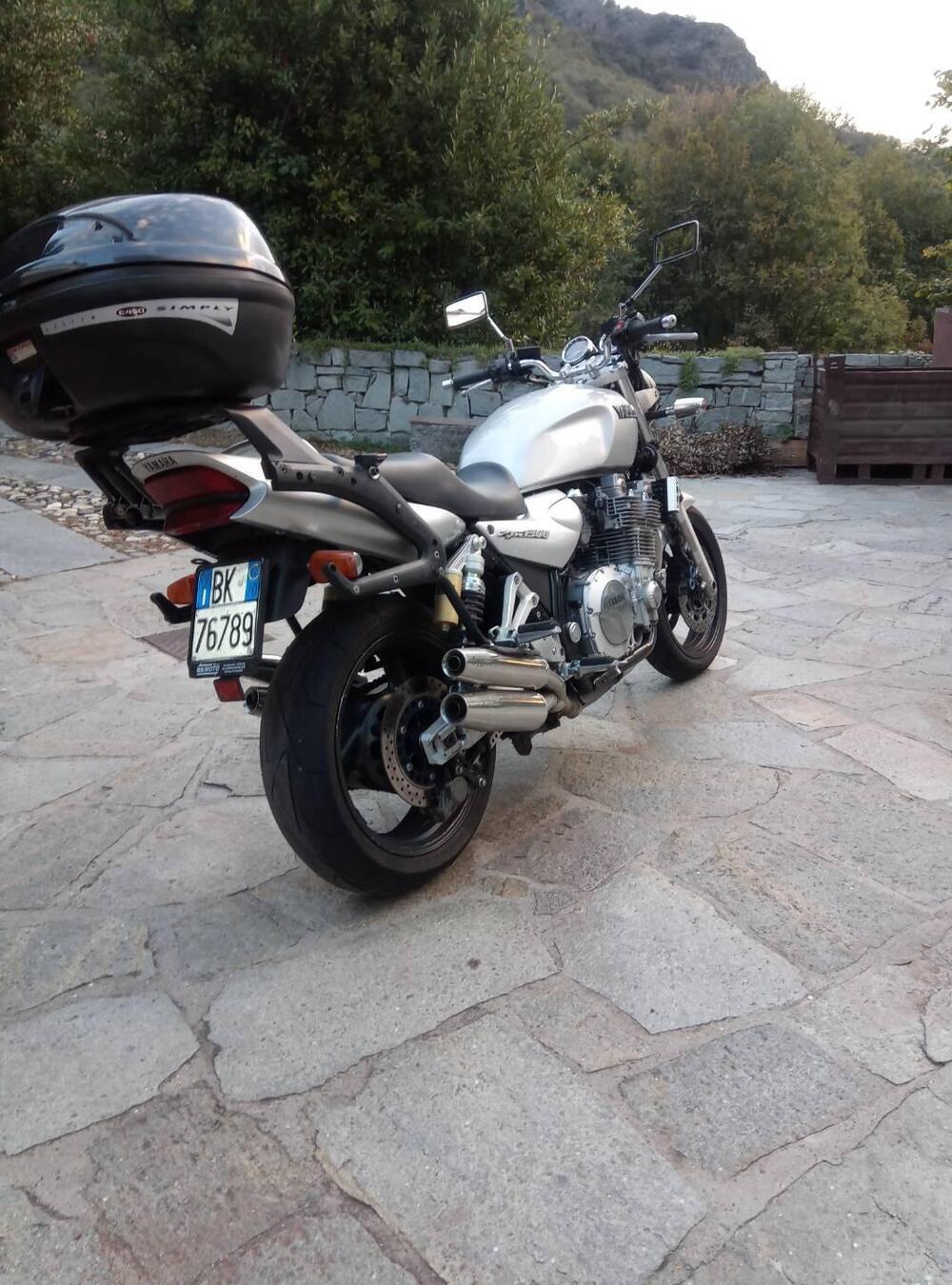 Yamaha XJR 1300 (1999 - 02) (5)