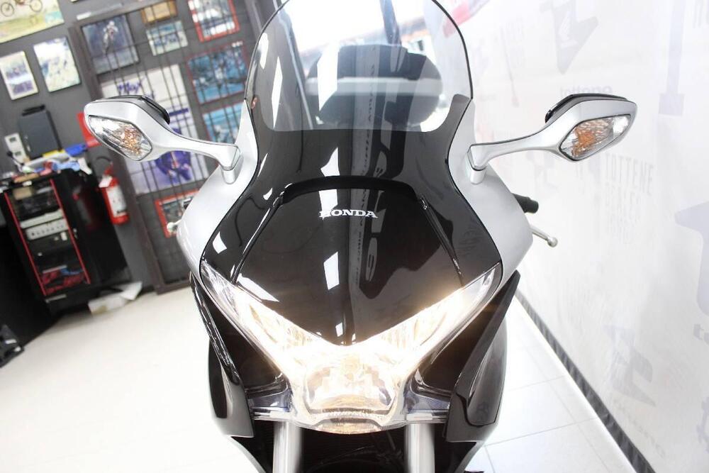 Honda VFR 1200 F ABS (2009 - 16) (4)