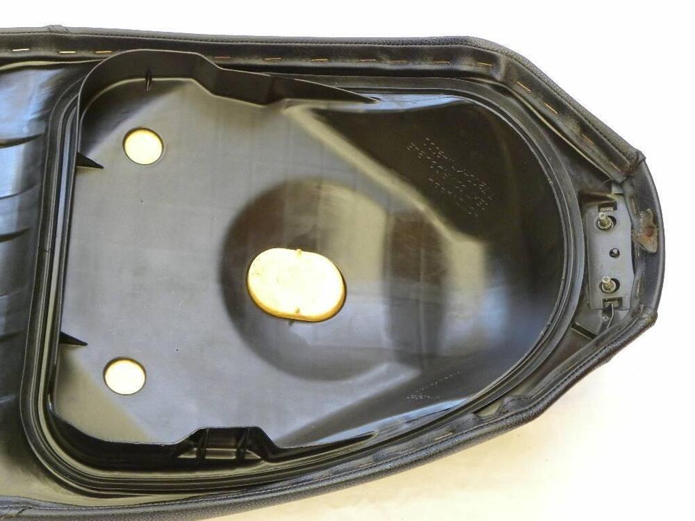 Sella Honda SH 300 i (n. 240), cod: 77200-KTW-9000 (5)