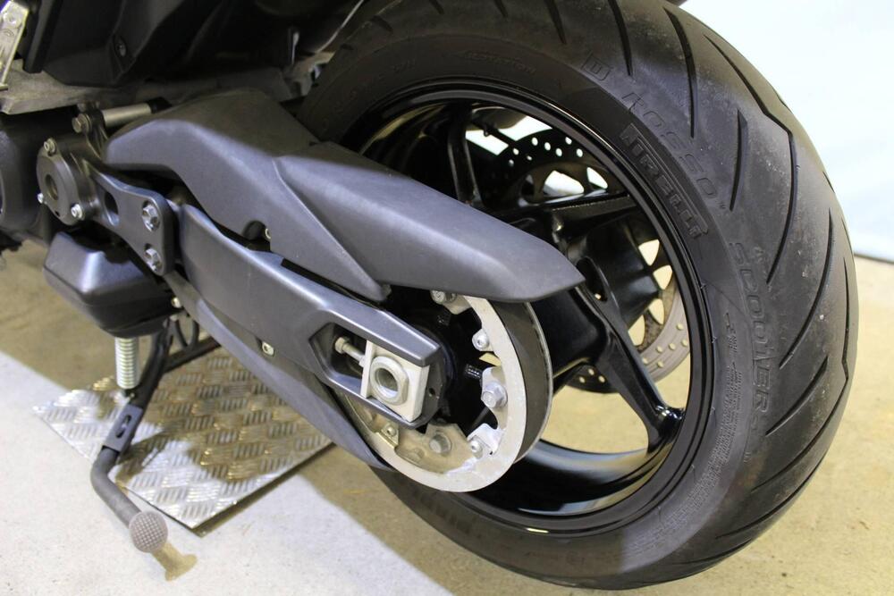 Yamaha T-Max 530 (2017 - 19) (15)