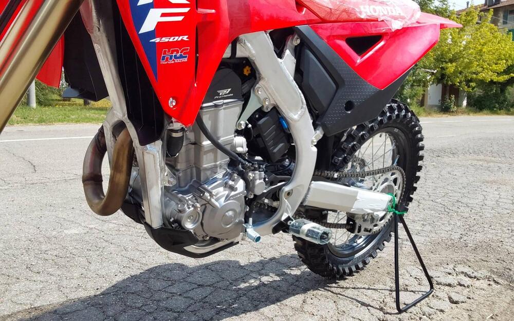 Honda CRF 450 R (2026) (2)