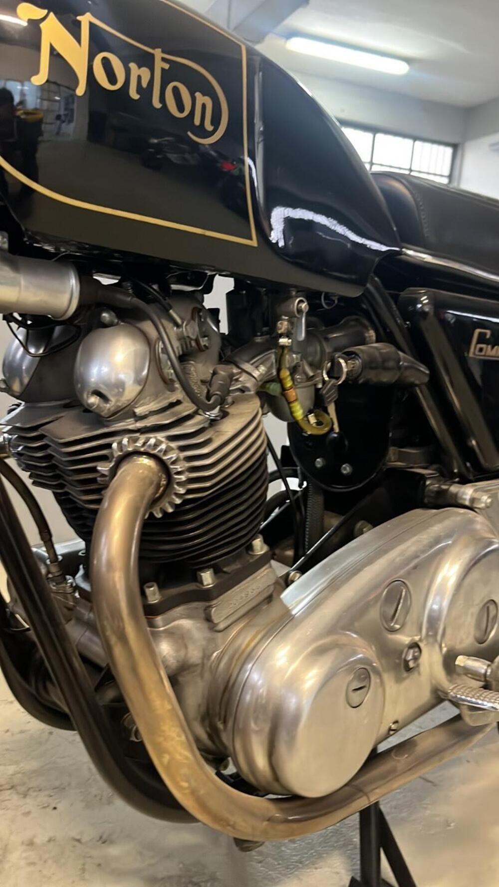 Norton Commando 750 (8)