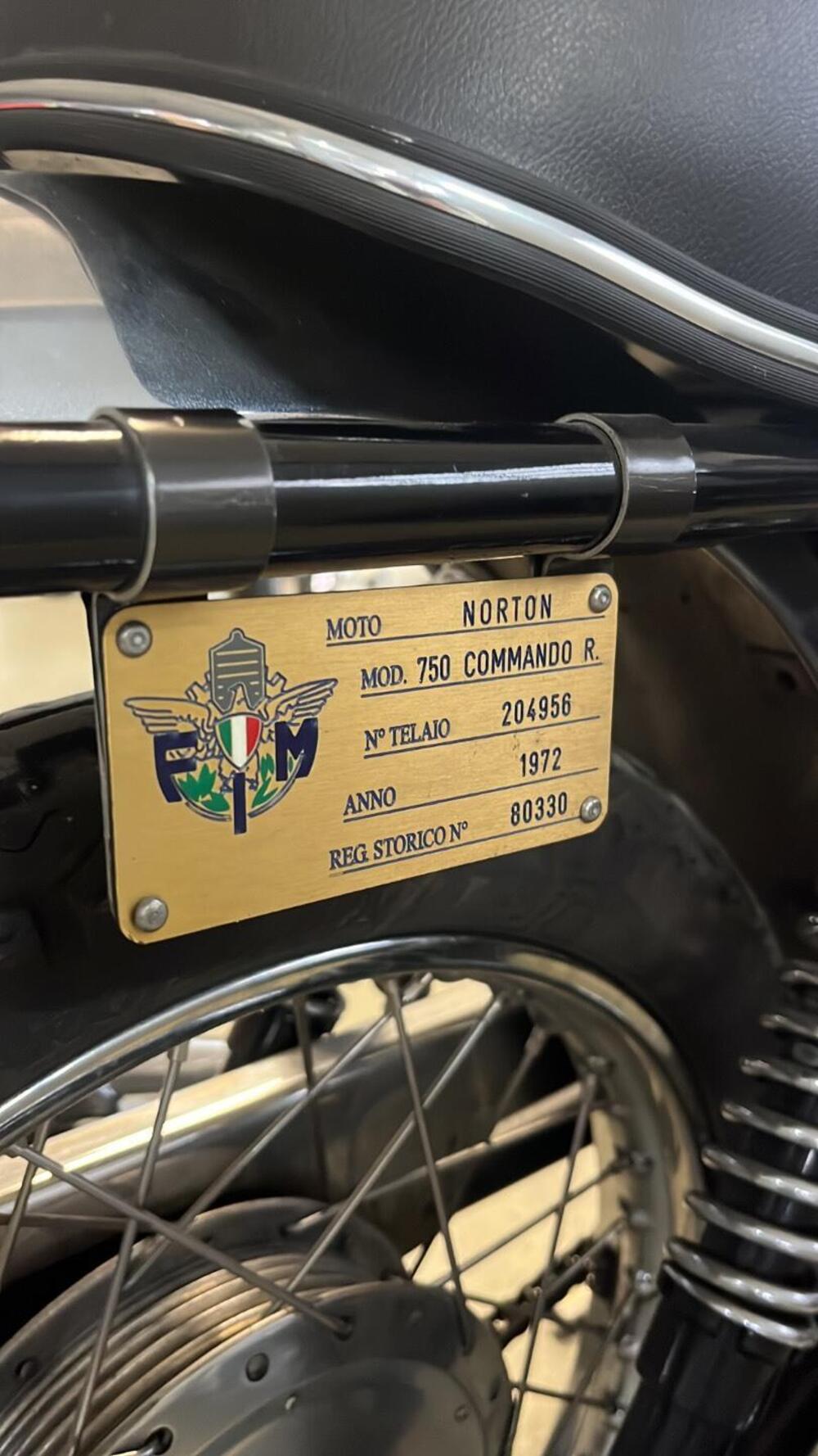 Norton Commando 750 (9)