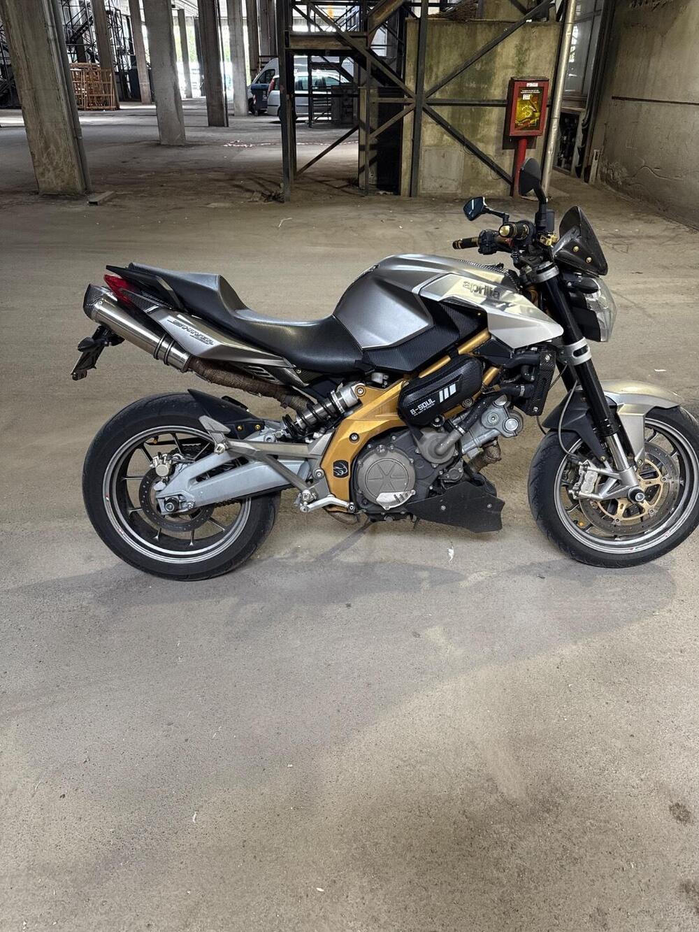 Aprilia Shiver (2008 - 10) (4)