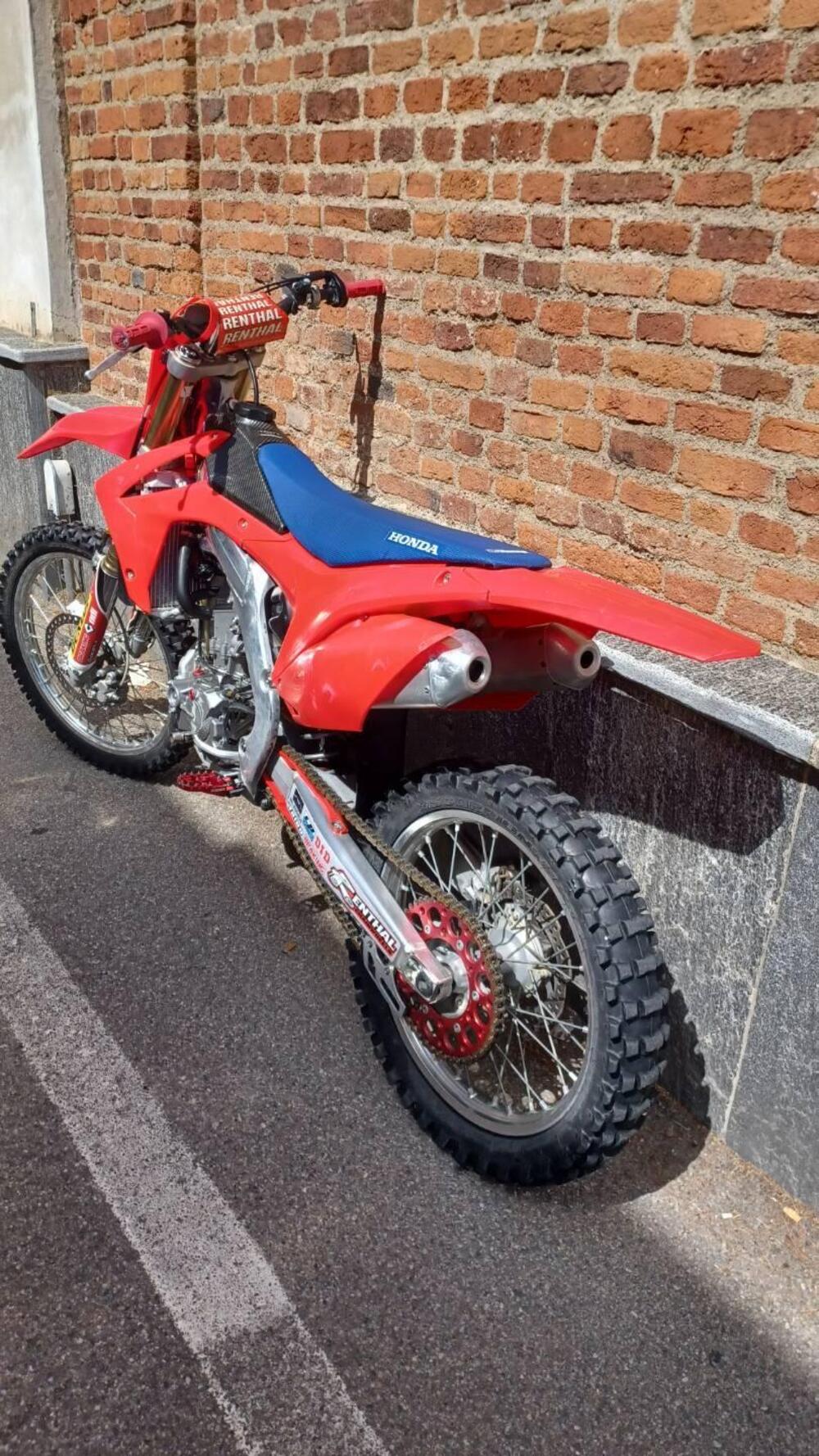 Honda CRF 250 R (2017) (2)
