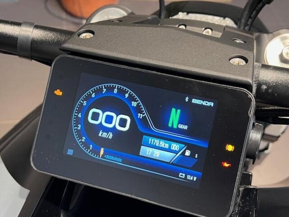 Benda Motorcycles LFC 700 (2024 - 25) (3)