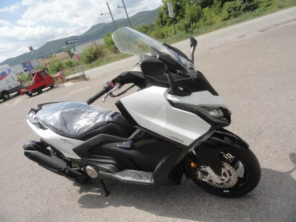 Kymco AK 575 Premium (2025) (4)