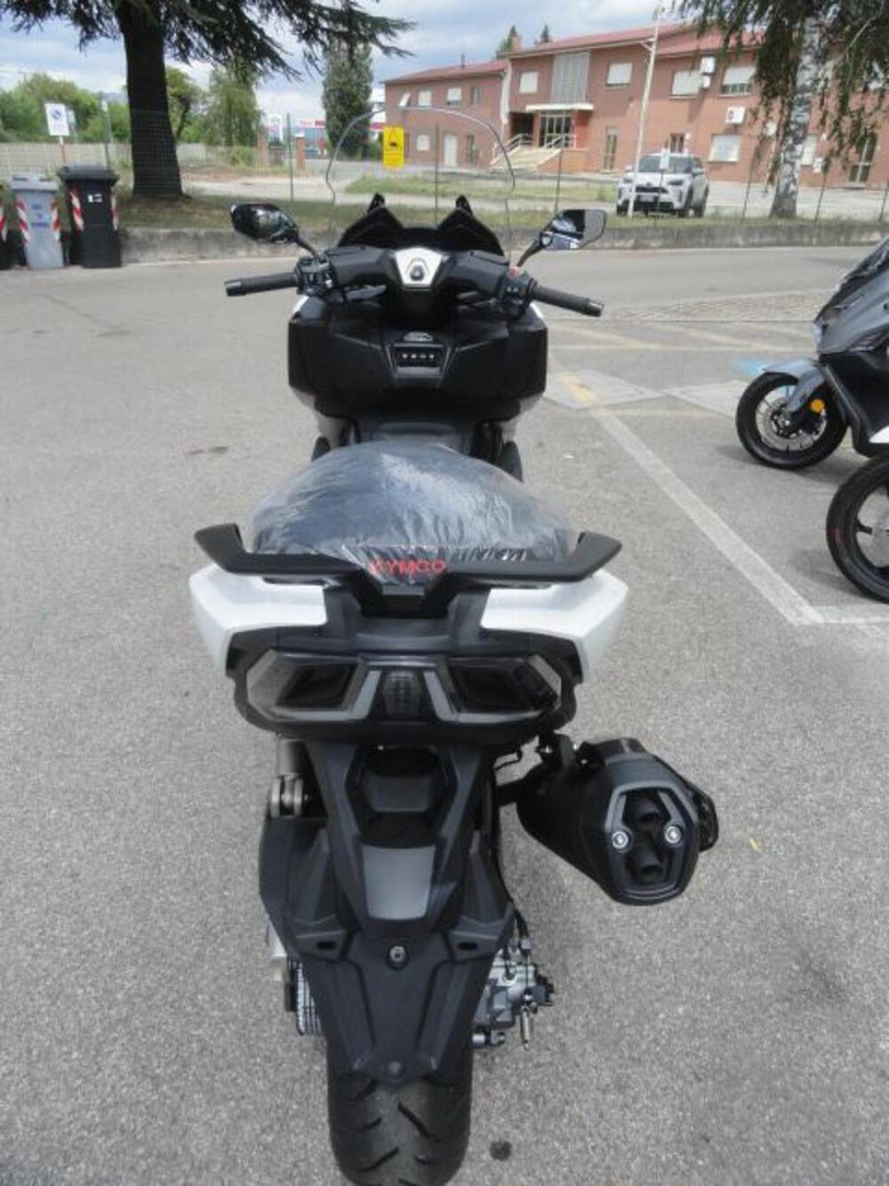 Kymco AK 575 Premium (2025) (7)