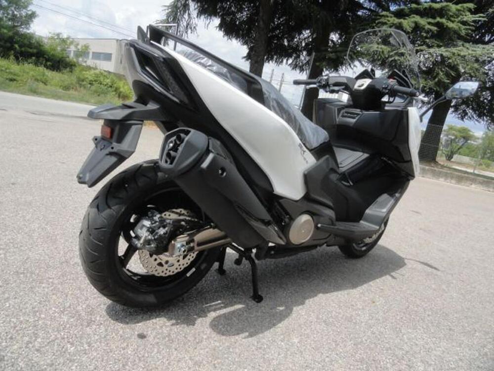 Kymco AK 575 Premium (2025) (6)