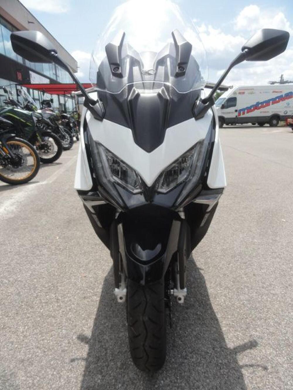 Kymco AK 575 Premium (2025) (3)