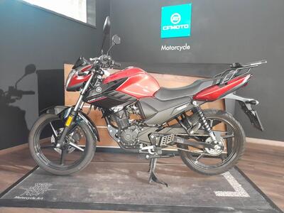Yamaha YS 125 (2017 - 20) usata