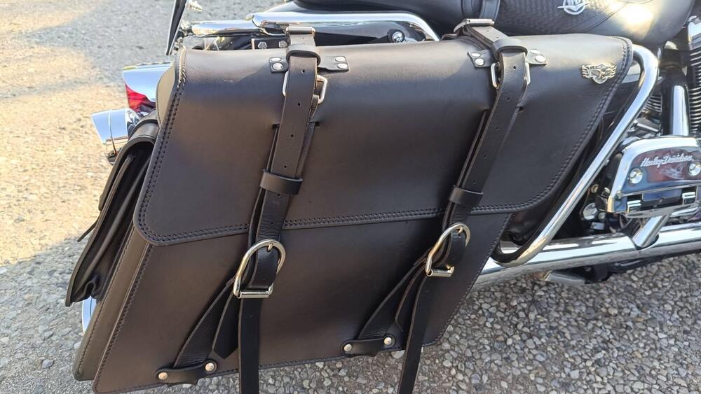 Harley-Davidson 1800 Road King (2007) - FLHRSE (12)