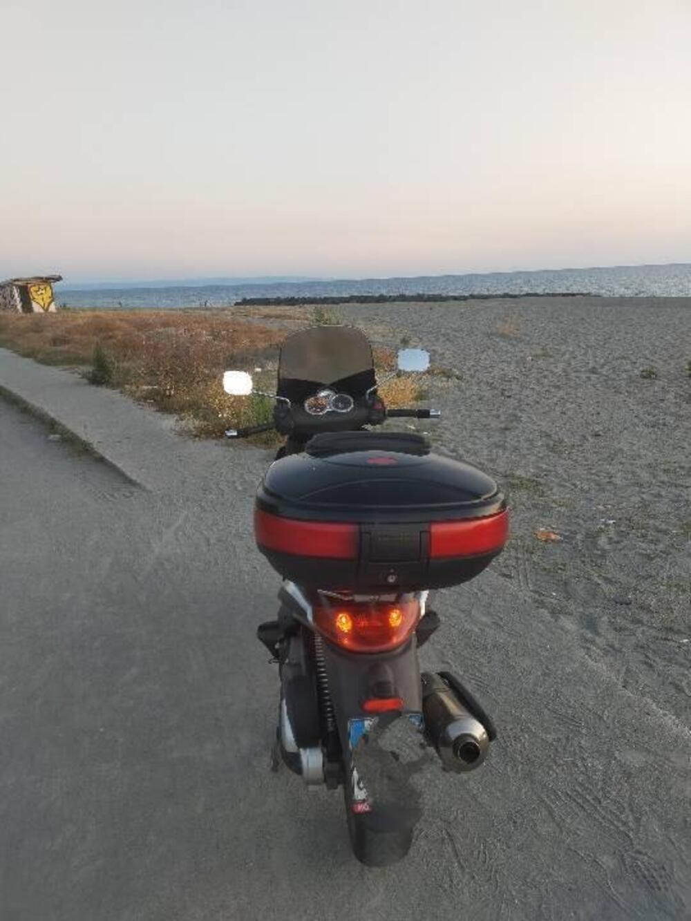 Piaggio Beverly 400 i.e. (2006 - 10) (4)