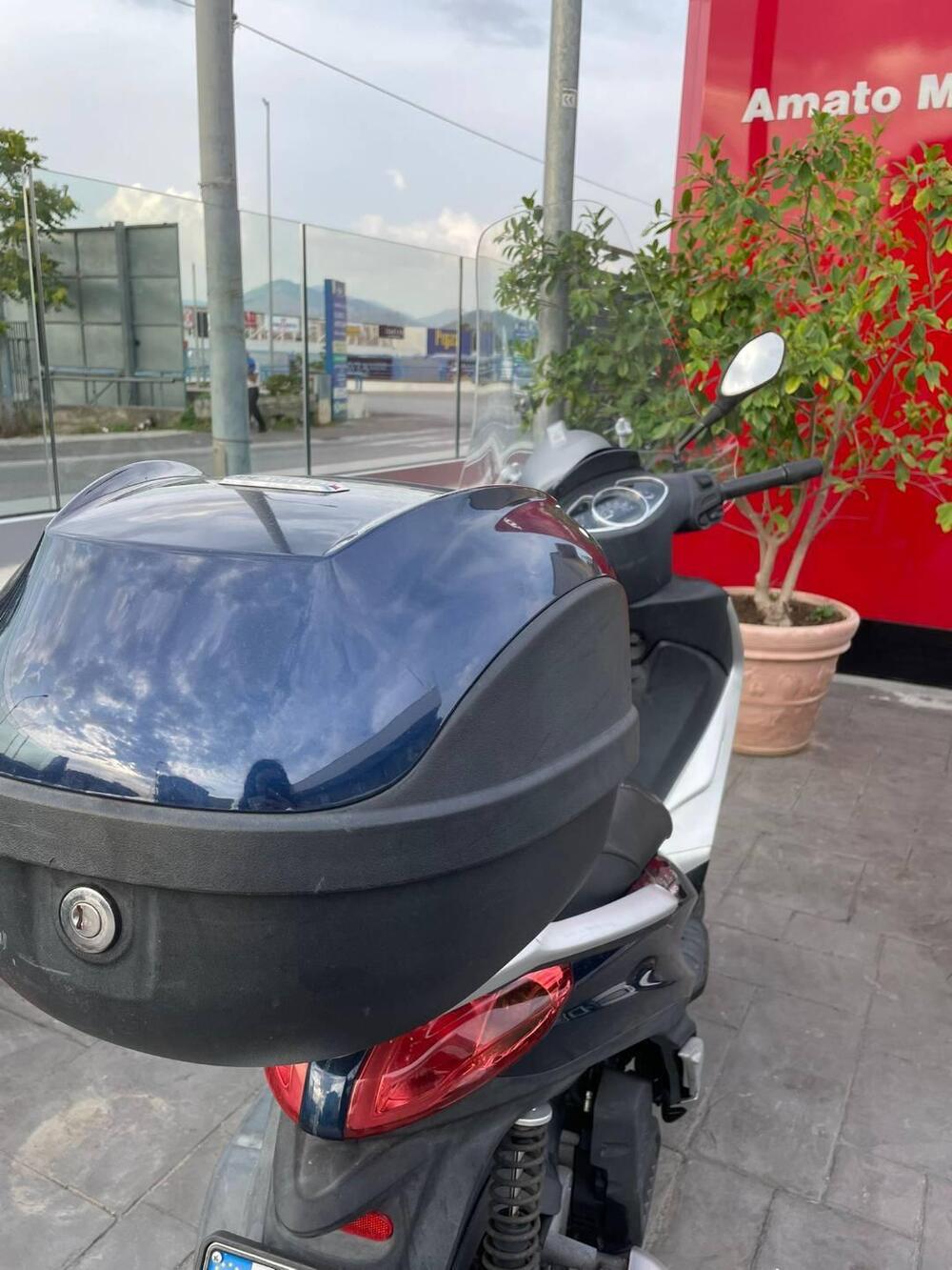 Piaggio Medley 125 ABS (2016 - 19) (3)