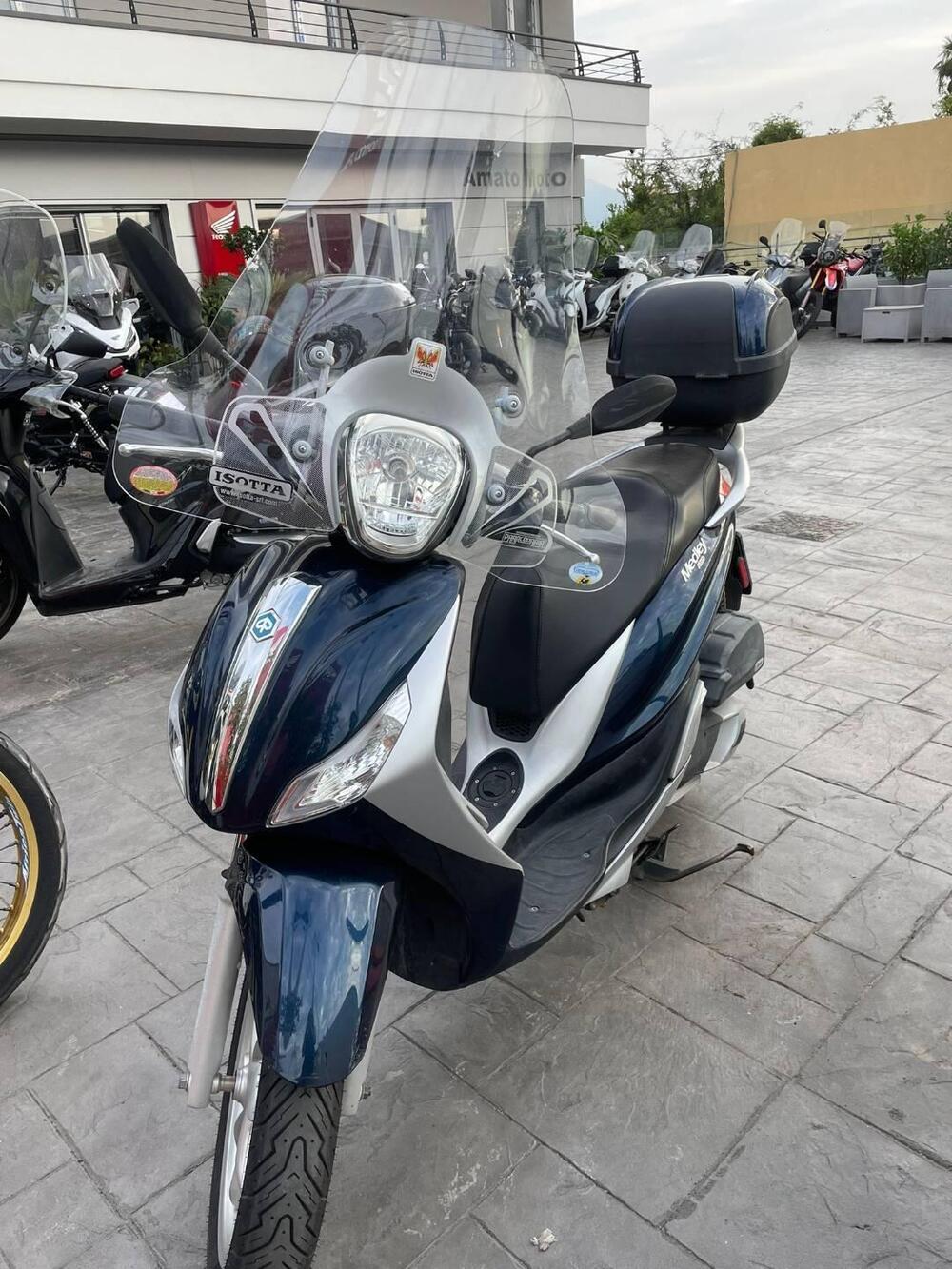 Piaggio Medley 125 ABS (2016 - 19) (8)