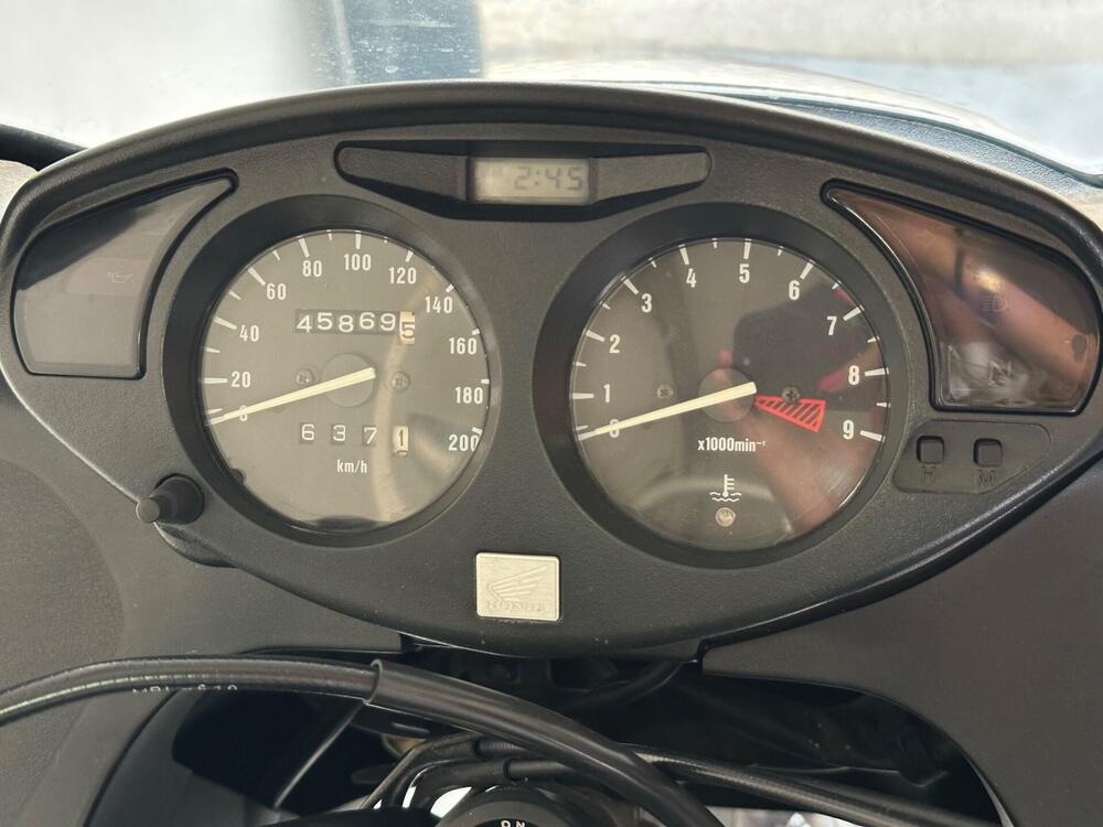 Honda Deauville 650 (1998 - 01) (7)