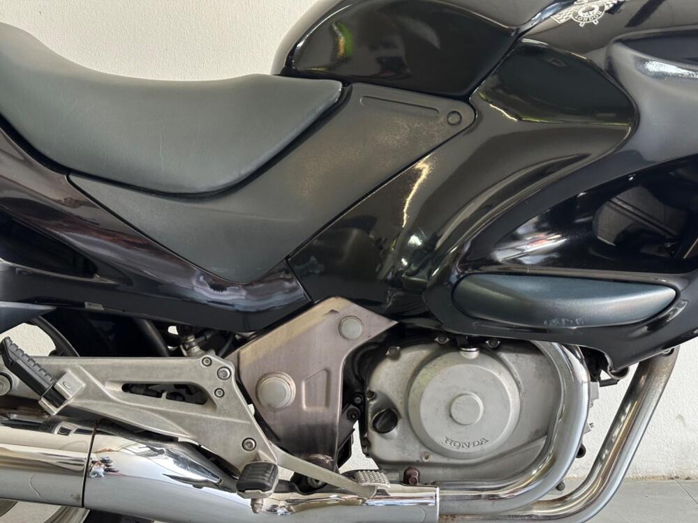 Honda Deauville 650 (1998 - 01) (10)