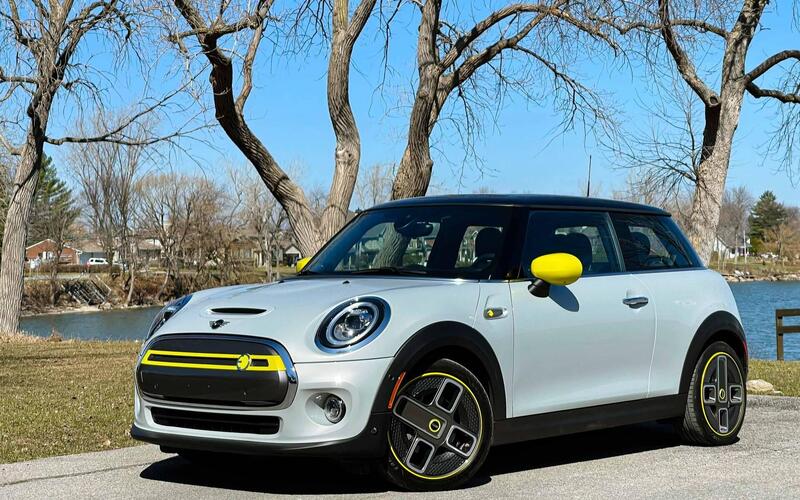 La MINI Cooper SE, la migliore