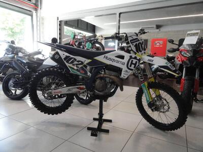 Husqvarna FC 350 (2025) usata