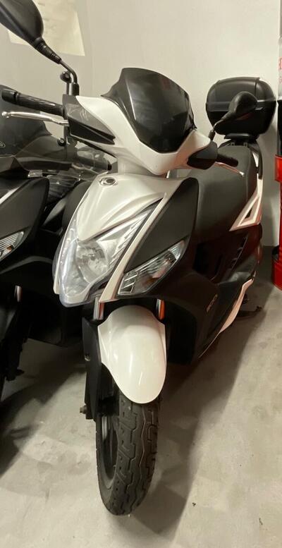 Kymco Agility 200i R16 + (2014 - 17) usata