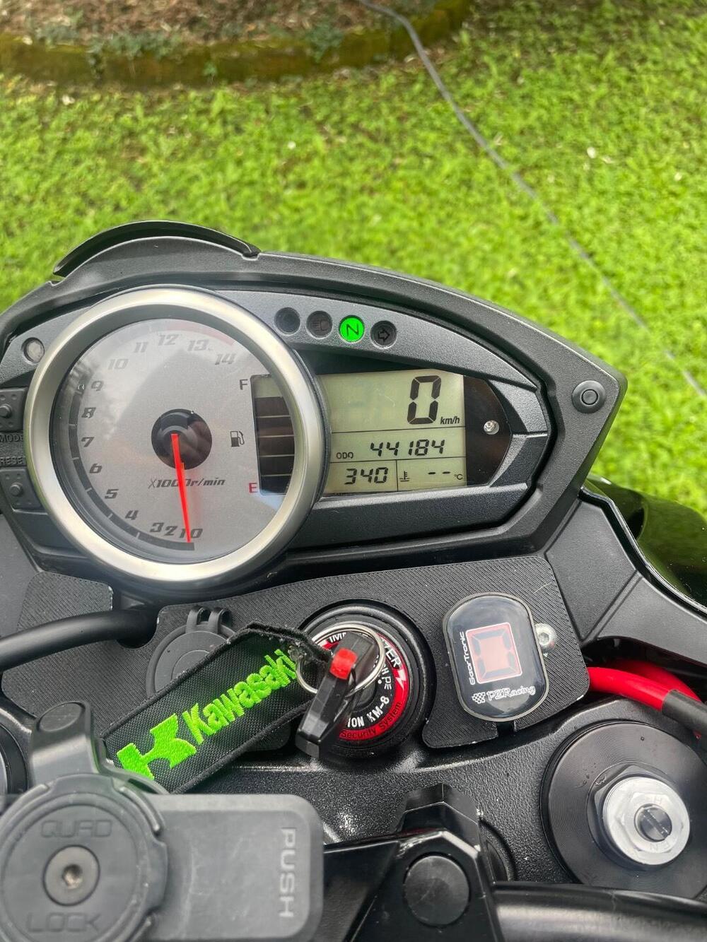 Kawasaki Z 750 (2007 - 14) (9)