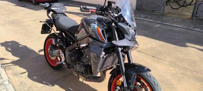 Yamaha MT-09 (2021 - 23) usata