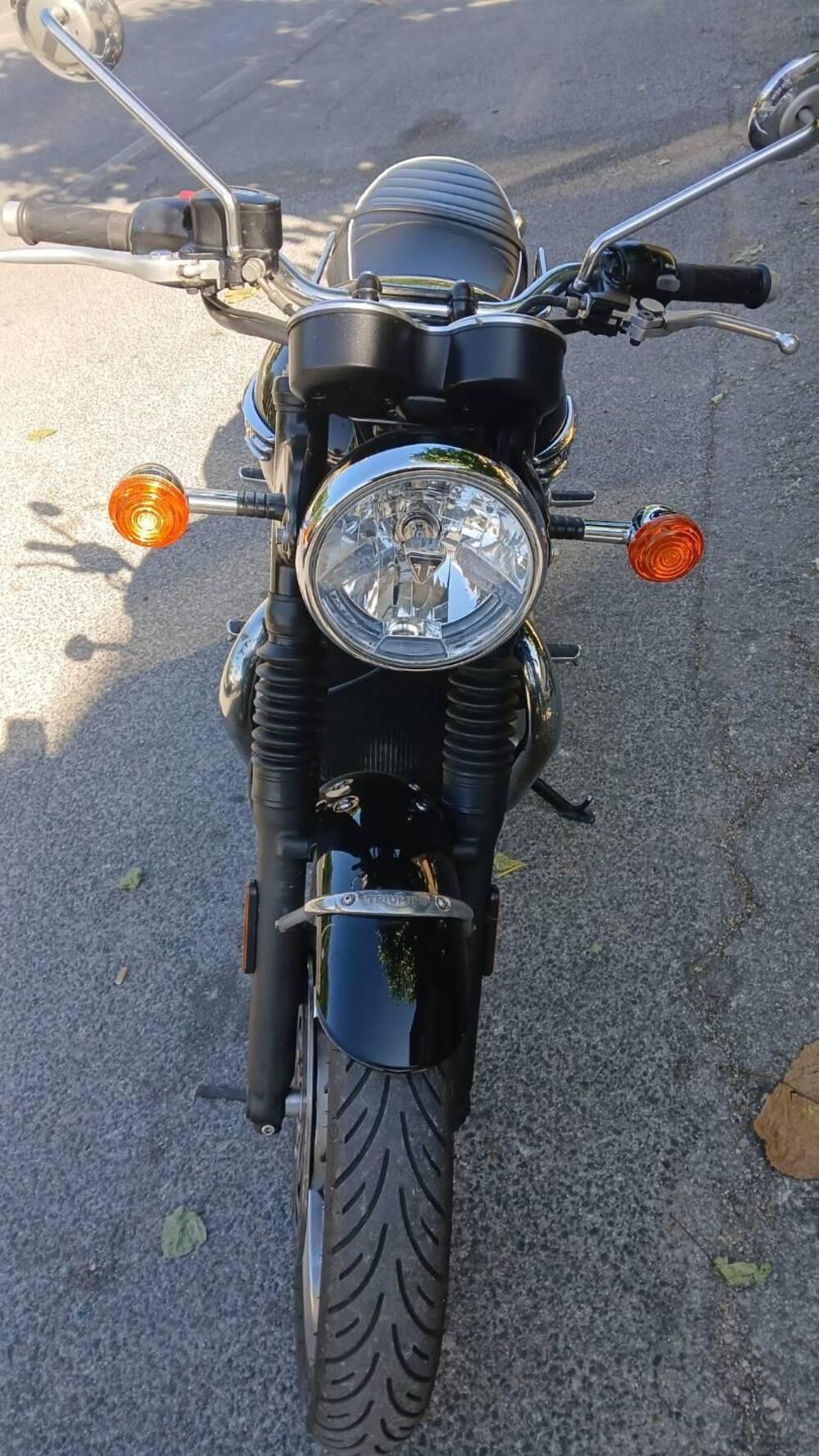 Triumph Bonneville T120 (2021 - 25)