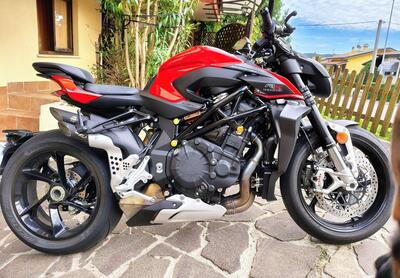 MV Agusta Brutale 1000 RS (2022 - 25) usata