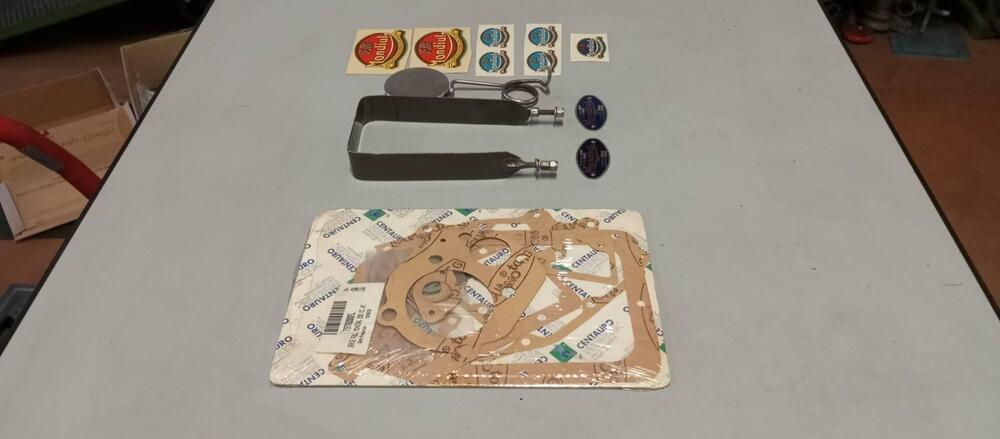 ADESIVI MONDIAL 200 (4)