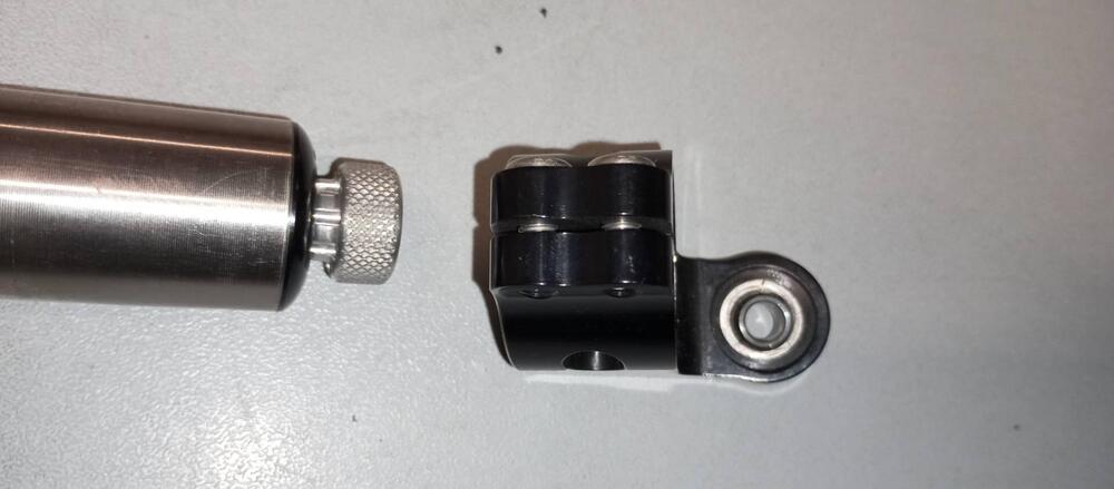 Ammortizzatori di sterzo Matris (3)