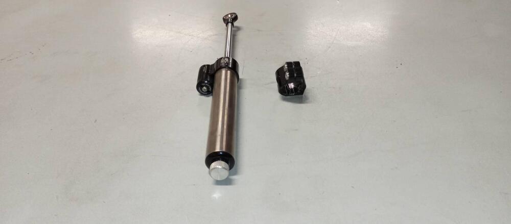 Ammortizzatori di sterzo Matris (5)