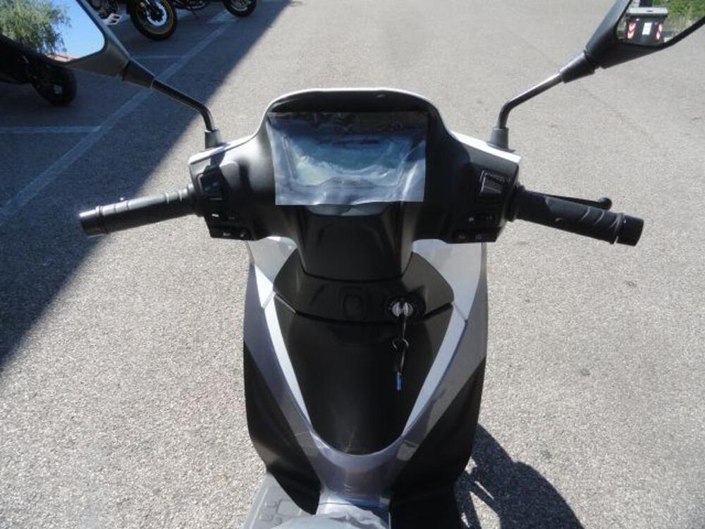 Morbidelli SC125LX (2024 - 26) (9)