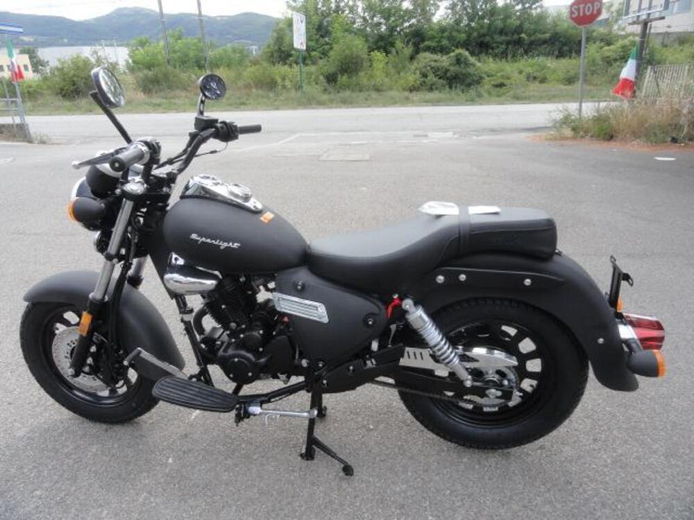 Keeway Motor Superlight 125 (2021 - 26) (5)