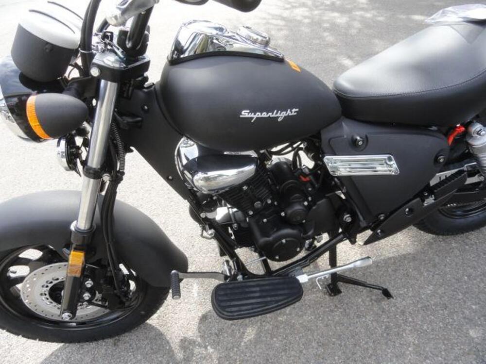 Keeway Motor Superlight 125 (2021 - 26) (10)