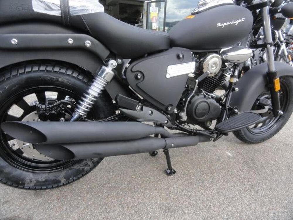 Keeway Motor Superlight 125 (2021 - 26) (11)