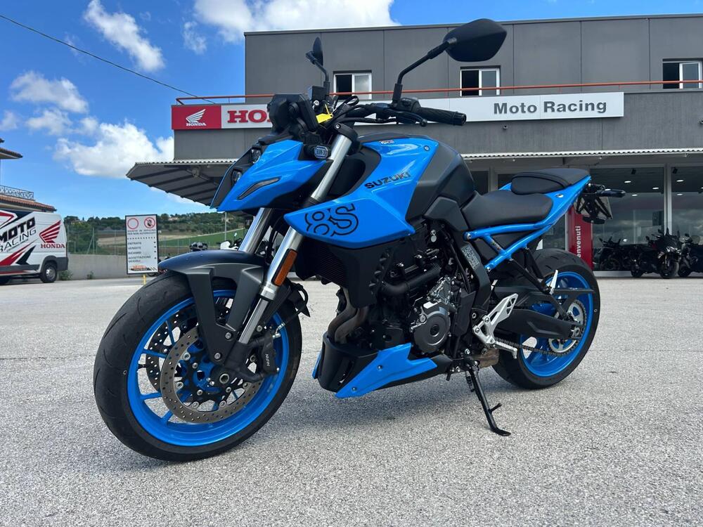 Suzuki GSX-8S (2023 - 24) (2)