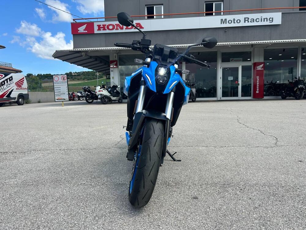 Suzuki GSX-8S (2023 - 24) (4)