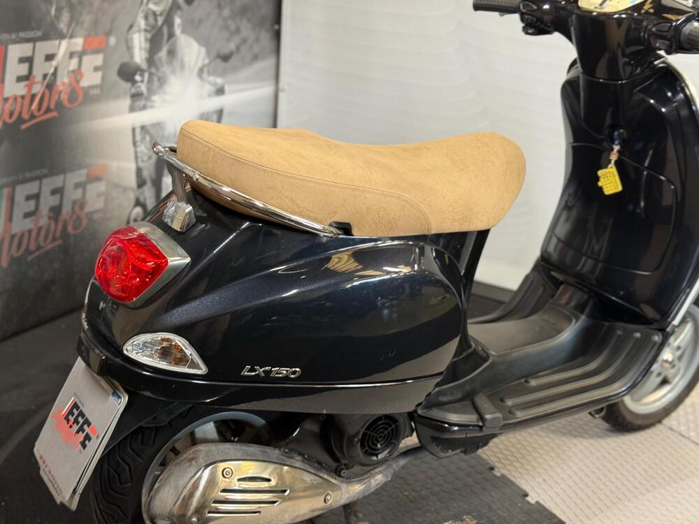 Piaggio Vespa 150 PX MA a.e. (12)