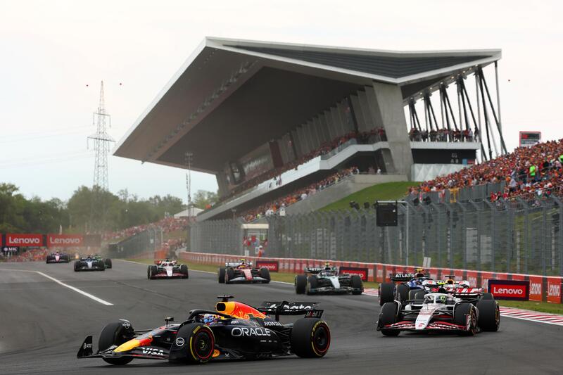 Ritorno ai V8 in Formula 1, ecco perch&eacute; non &egrave; possibile che accada prima del 2030