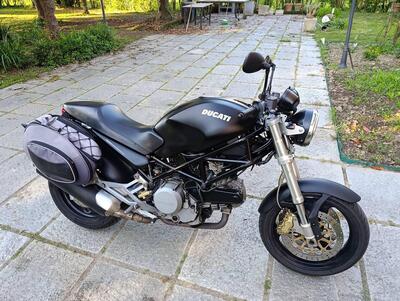 Ducati Monster 620 I.E. Dark (2002) usata